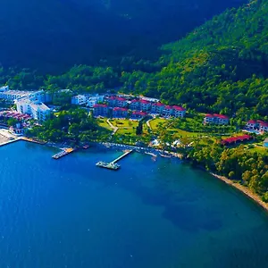https://marmaris-resort-deluxe-hotel-hisaronu.aegeanhotels.net