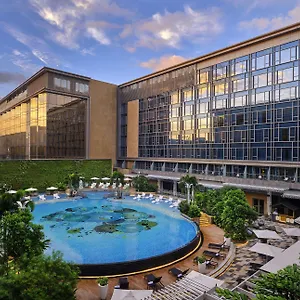 https://hilton-manila.angeleshotels.net